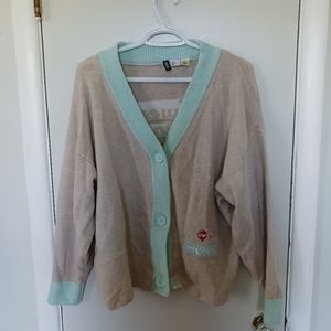 Light weight cardigan with blue details